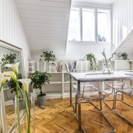 Big, Bright Apartment In The Center Of Zagreb Luaran gambar